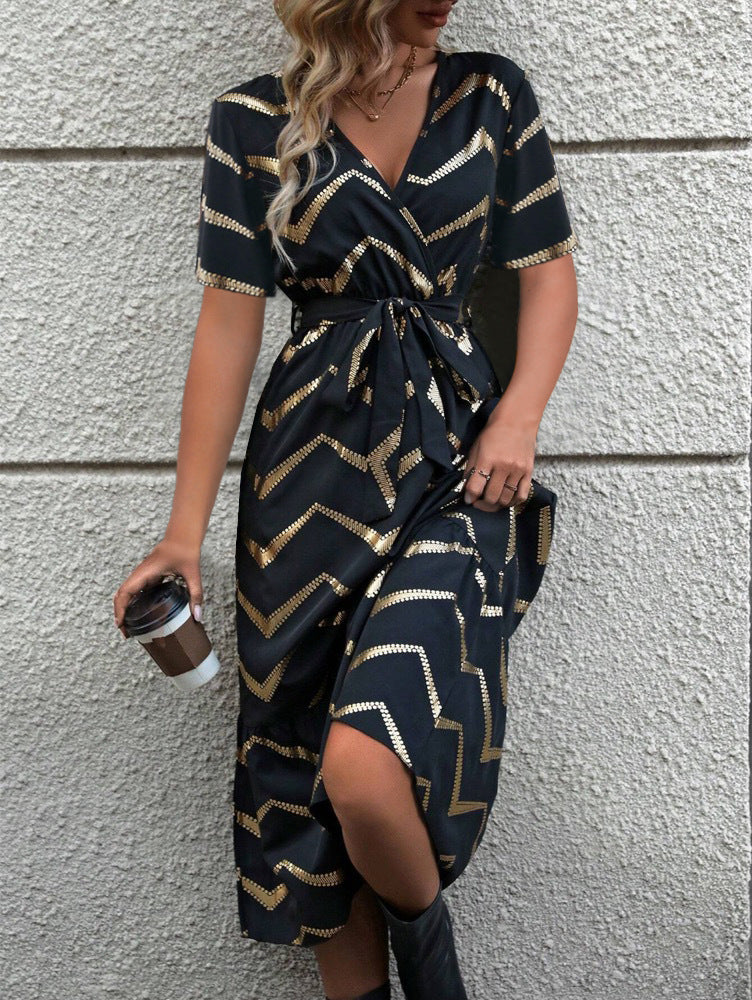 Elegant Short Sleeve Dress with Striped Print and Belt